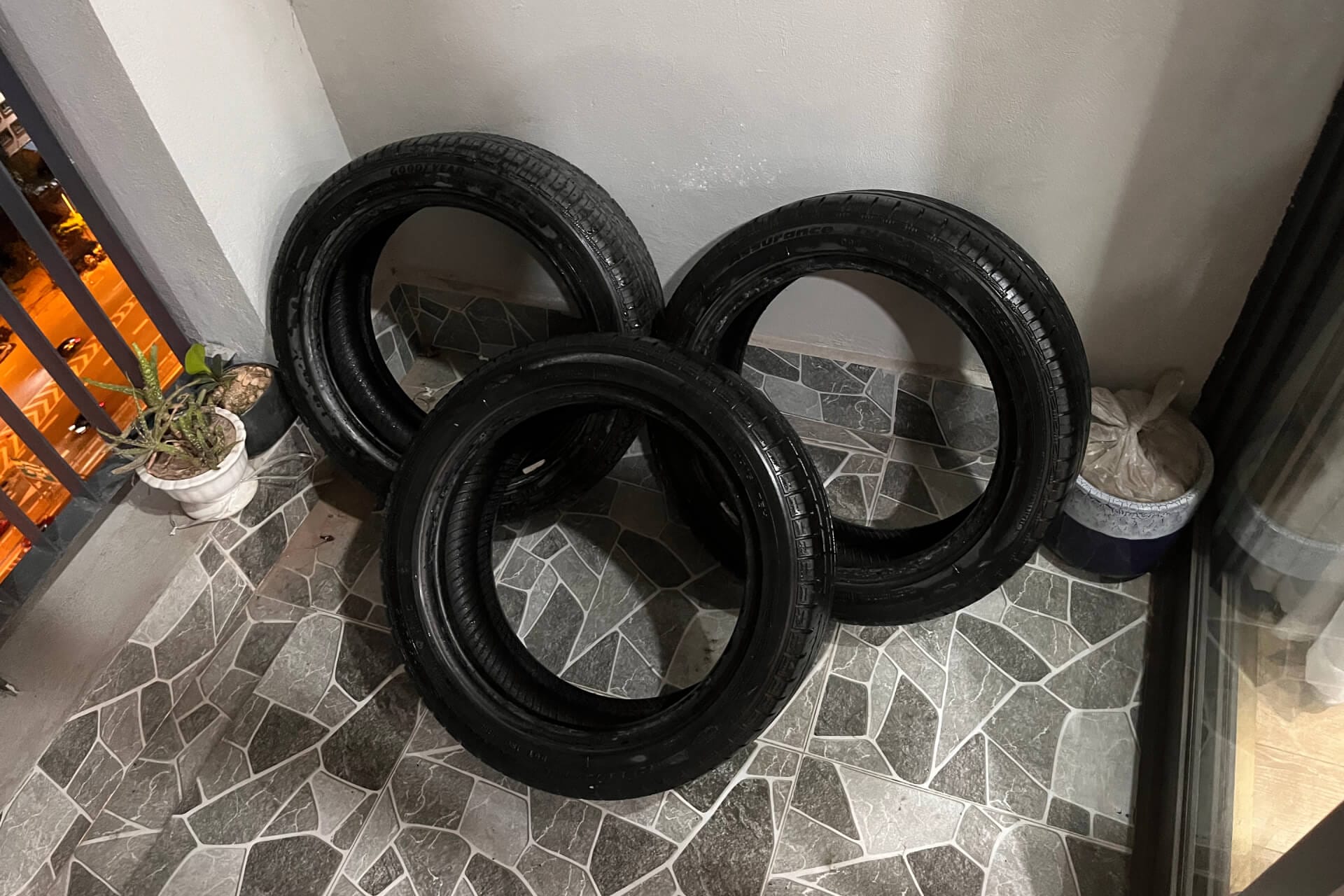 From Old Tires to Reading Station: A DIY That Grew Step by Step